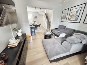 Lounge- click for photo gallery